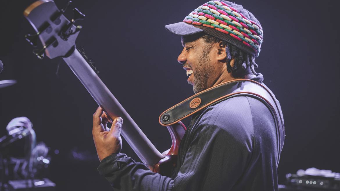 VICTOR WOOTEN AND HIS NEW SIGNATURE STRAP